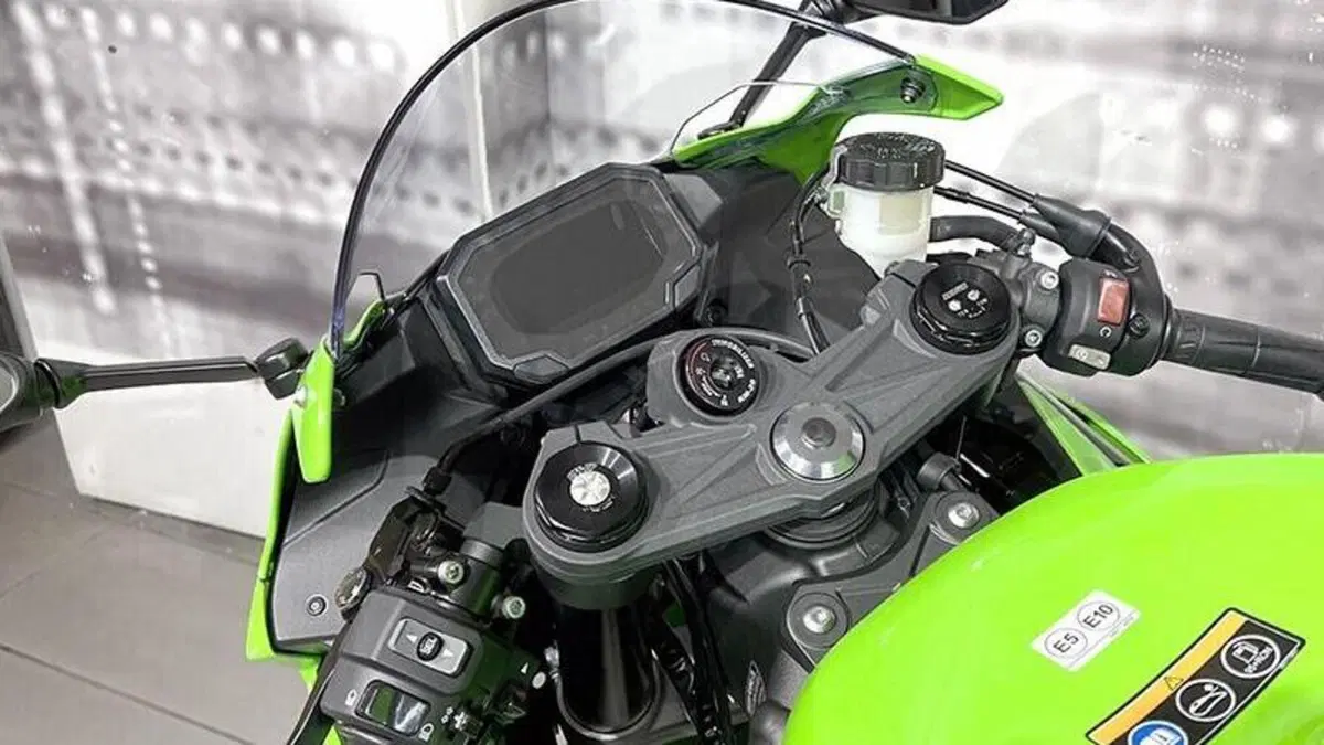 Kawasaki Ninja 125 (2025 - 26)  (6)