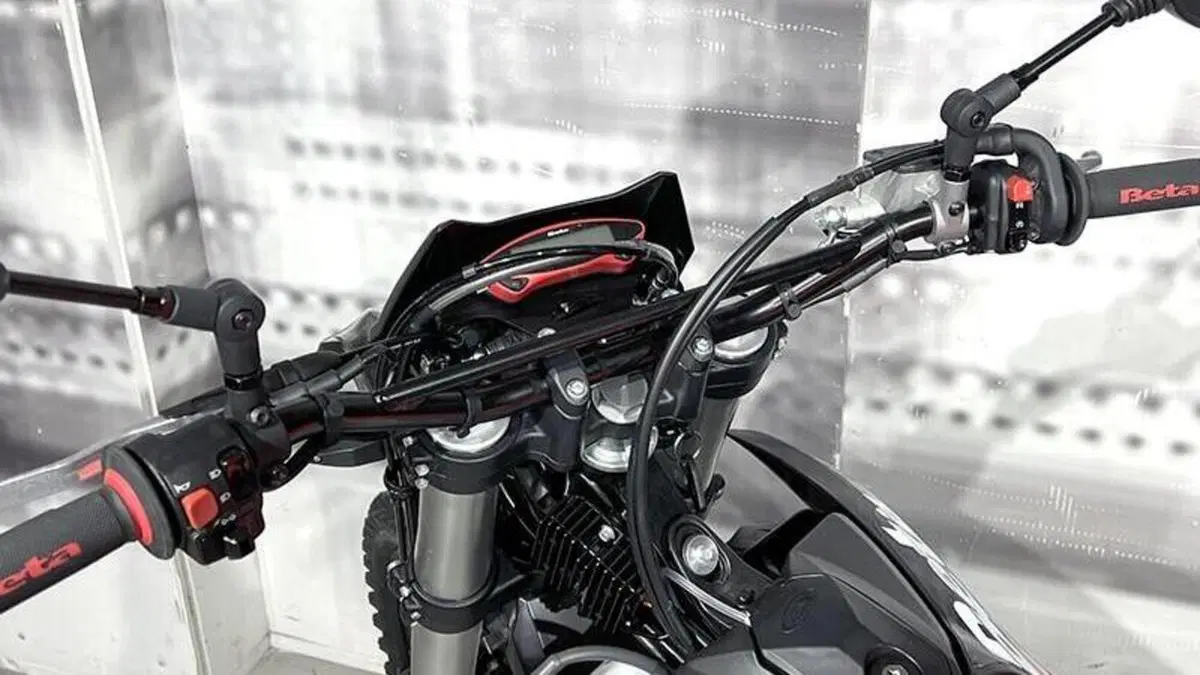 Betamotor RR 125 4T Enduro R (2024 - 26)  (6)