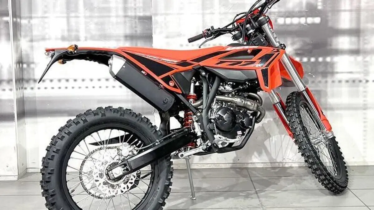 Betamotor RR 125 4T Enduro R (2024 - 26)  (8)