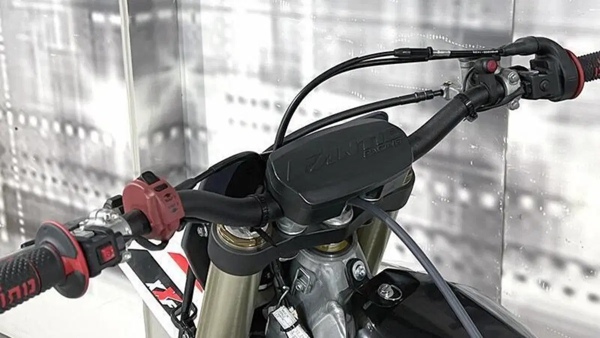 Fantic Motor XXF 450 Cross (2022)  (6)