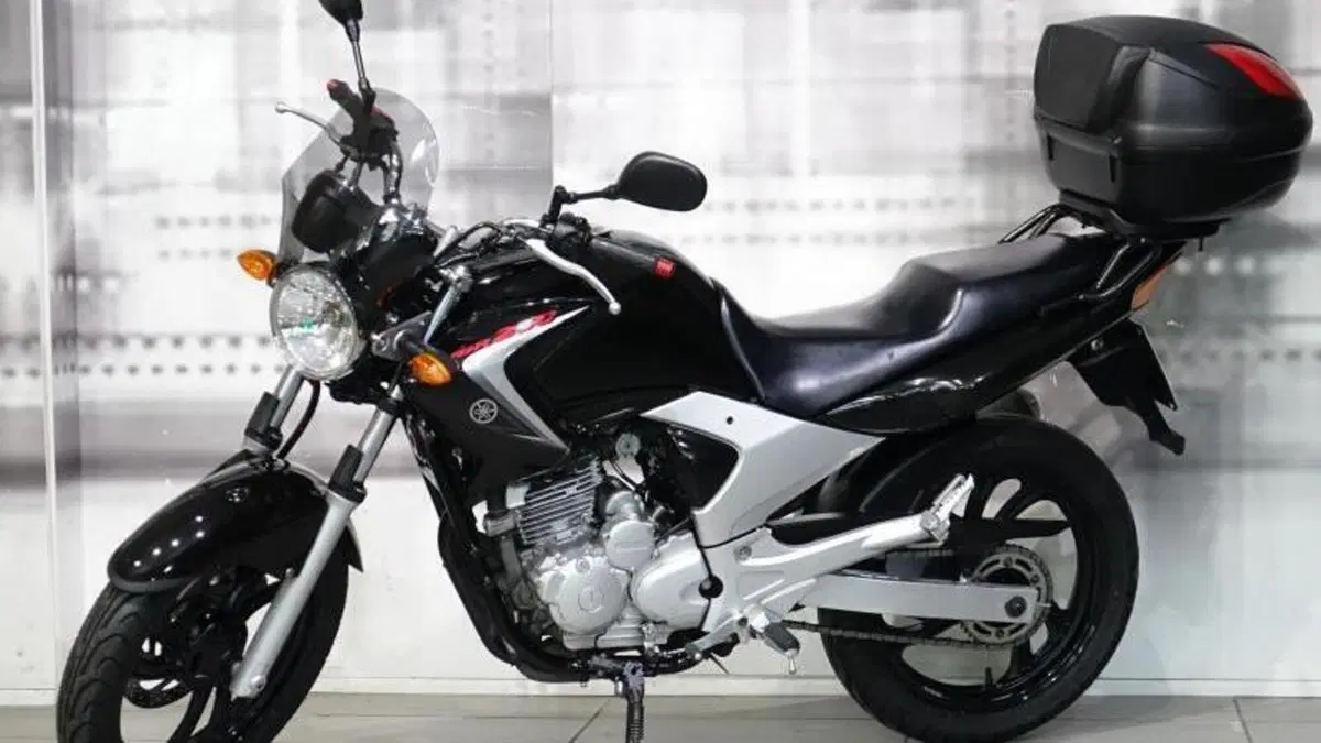 Yamaha YBR 250 (2006 - 13)  (7)