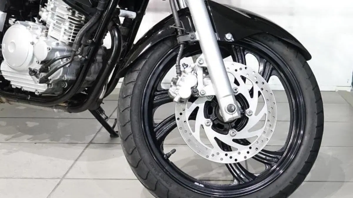 Yamaha YBR 250 (2006 - 13)  (9)