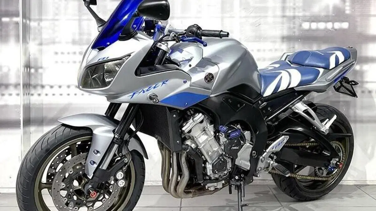 Yamaha FZ1 Fazer (2006 - 16)  (7)