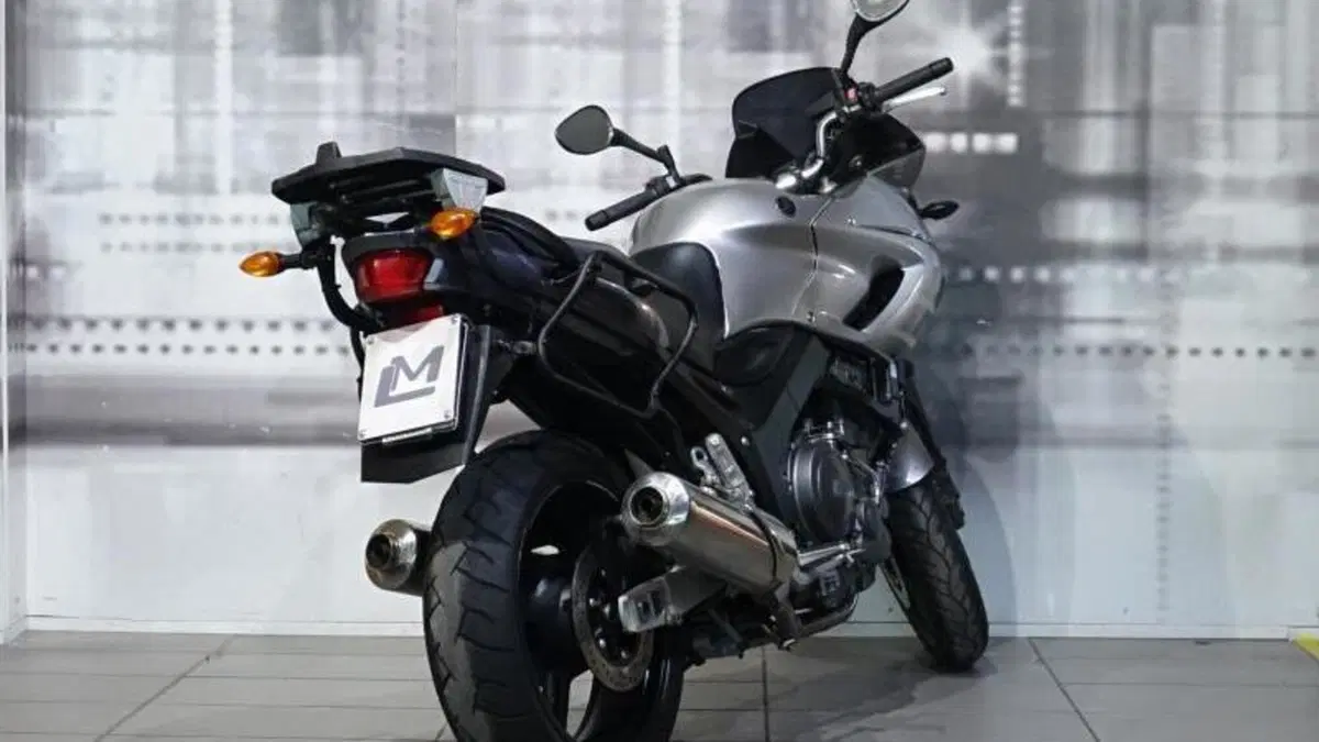 Yamaha TDM 900 (2002 - 14)  (8)