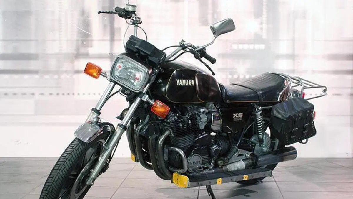 Yamaha XS 1100  (7)