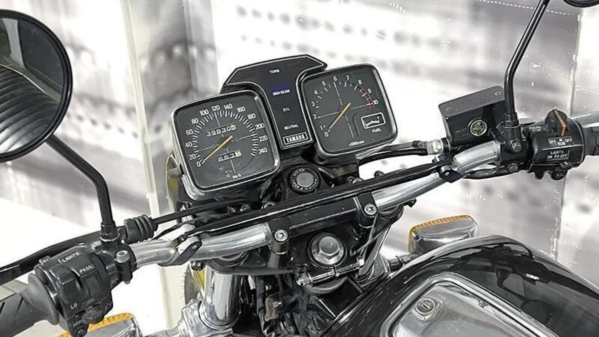 Yamaha XS 1100  (6)