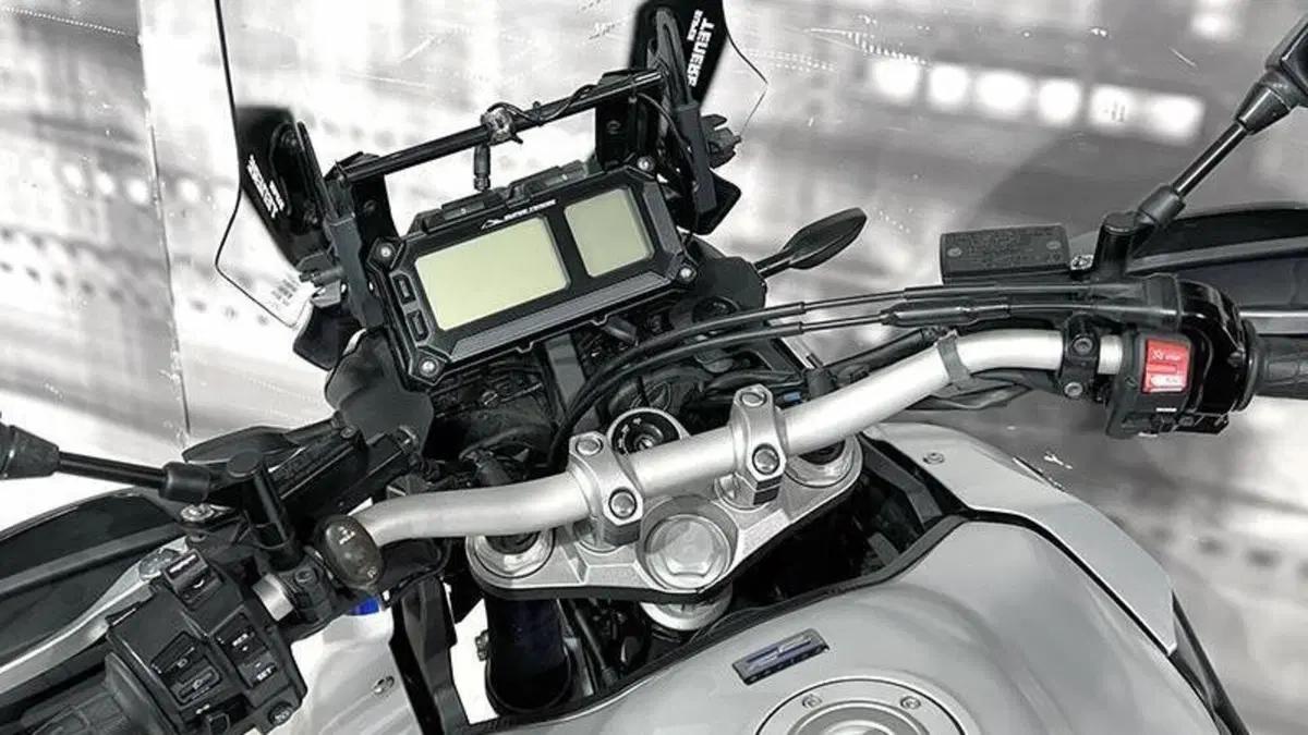 Yamaha XT1200ZE Super Ténéré (2015 - 16)  (6)