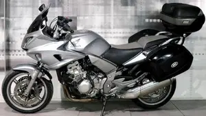 Honda CBF 1000  (6)