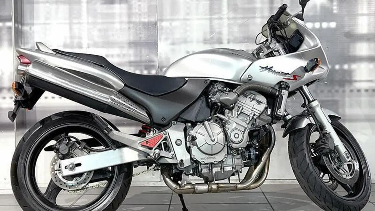 Honda Hornet 600 S (1999 - 01)  (6)
