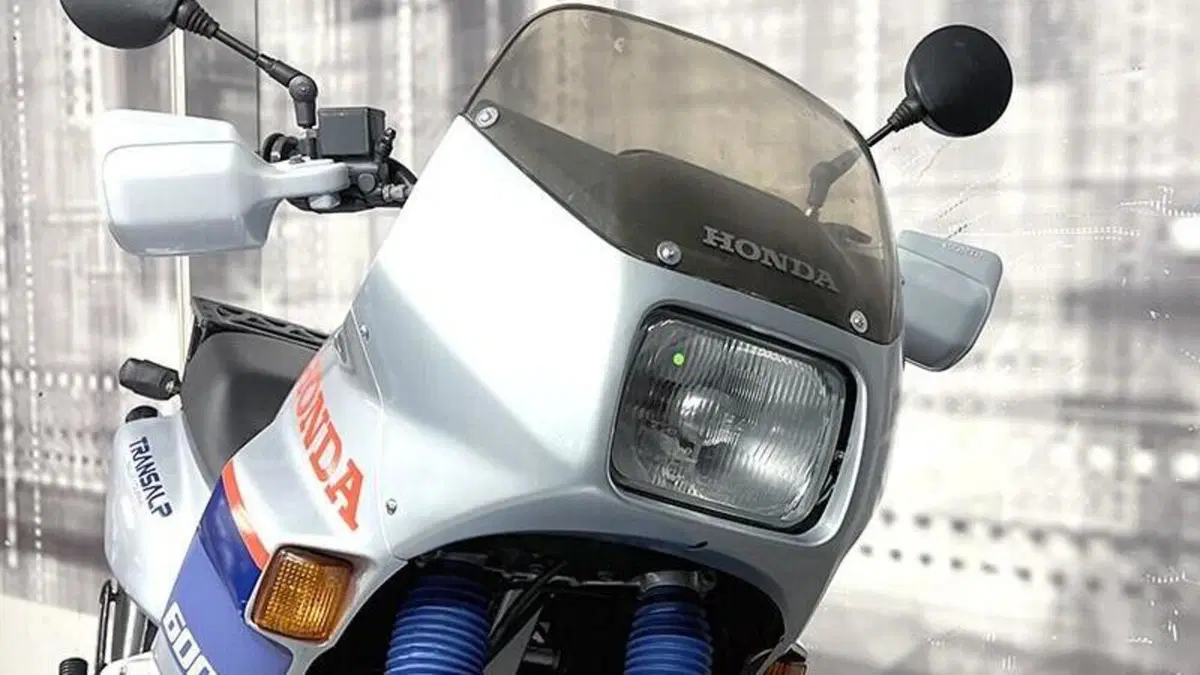Honda Transalp XL 600V (1987 - 90)  (9)