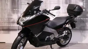 Honda Integra 700 (2011 - 13)  (7)