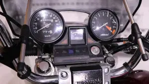 Honda VT 500 CD (1985 - 88)  (6)