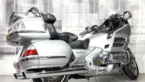 Honda GL 1800 Gold Wing (2006)  (8)
