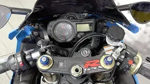 Suzuki GSX R 750 (2004 - 05)  (6)