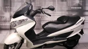 Suzuki Burgman UH 200 (2006 - 12)  (6)