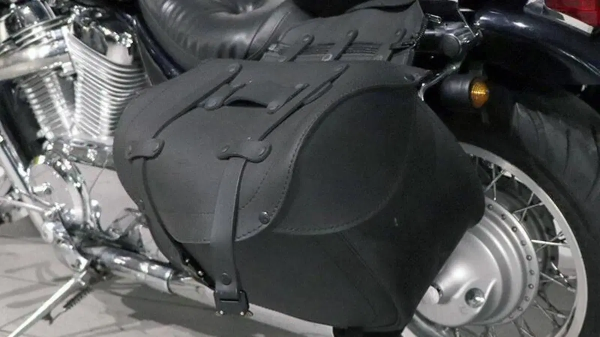 Suzuki VS 600 GLF Intruder (1996 - 98)  (9)