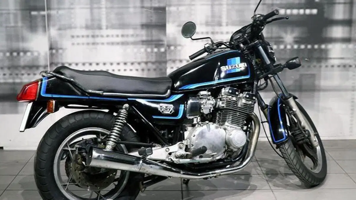 Suzuki GSX 1100 S-ES (1980 - 87)  (8)