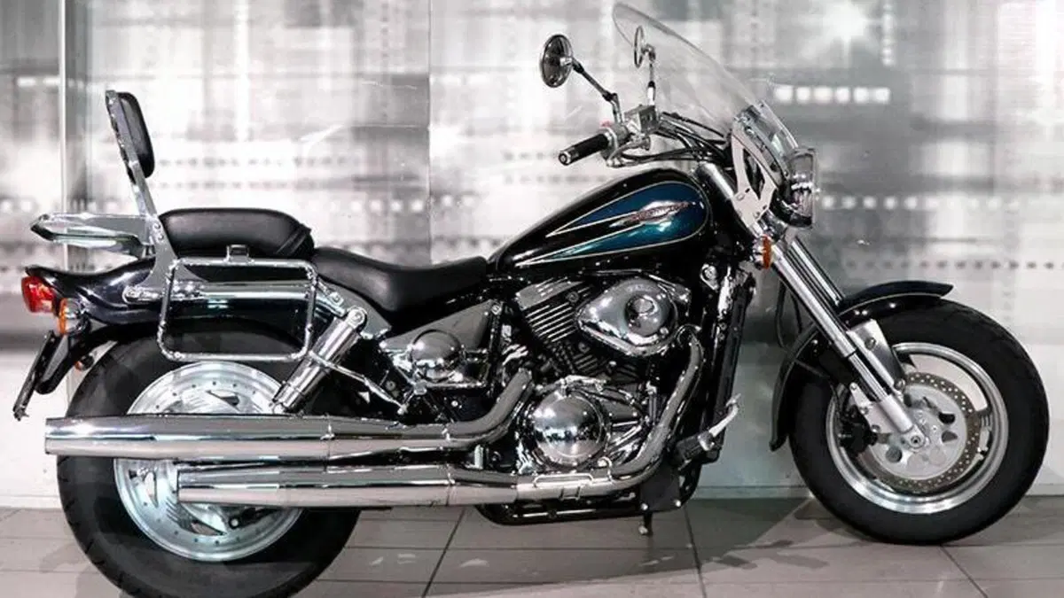 Suzuki Marauder VZ 800  (8)