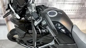 Suzuki V-Strom 1050 (2020 - 21)  (7)