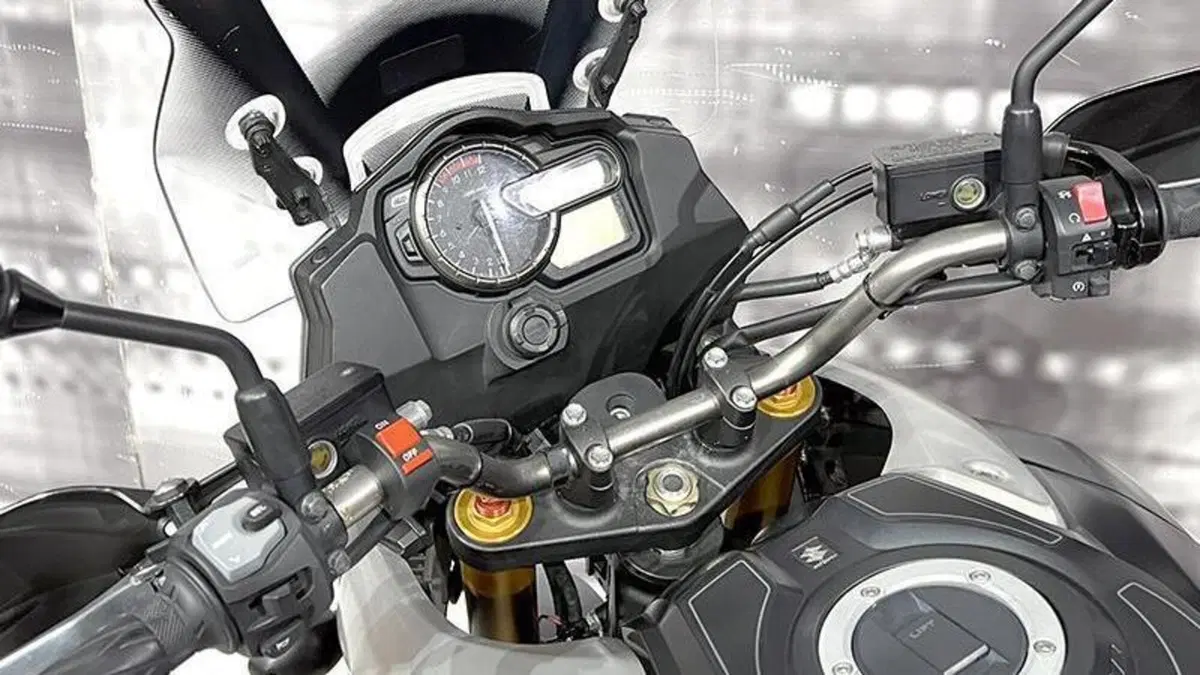 Suzuki V-Strom 1000 ABS (2014 - 17)  (6)