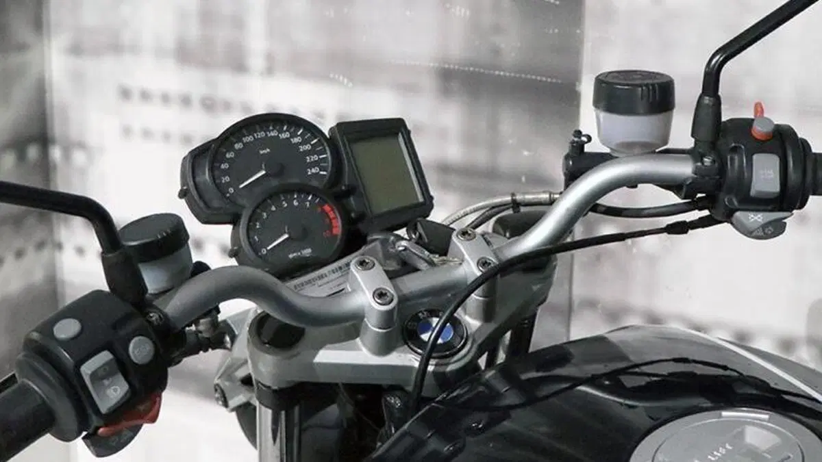 Bmw R 1200 R (2006 - 11)  (6)