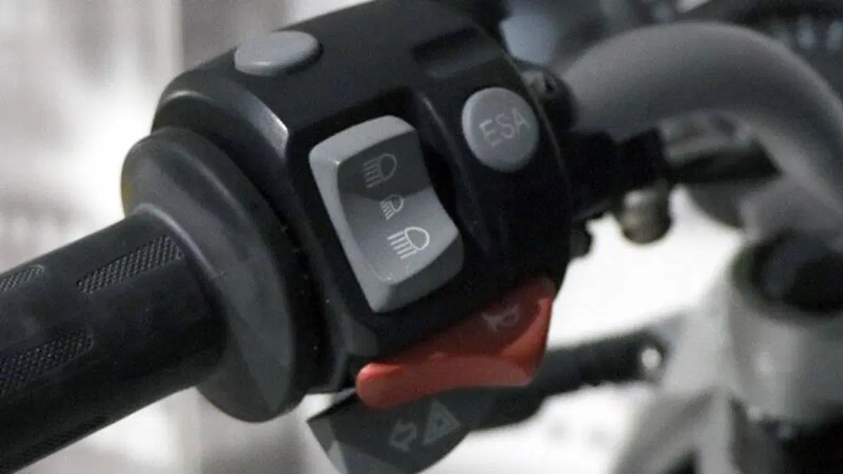 Bmw R 1200 R (2006 - 11)  (9)