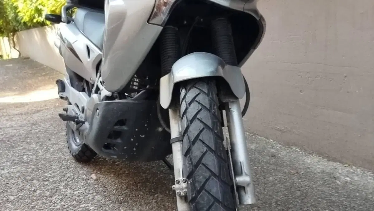 Honda Transalp XL 650V (2005 - 06)  (5)