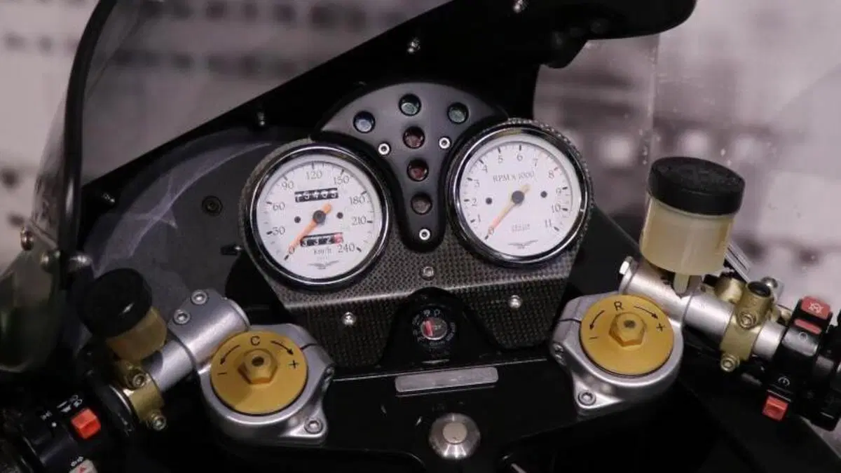Moto Guzzi V11 Le Mans Tenni (2002 - 03)  (6)