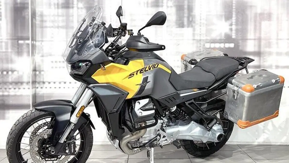 Moto Guzzi Stelvio (2024 - 26)  (7)
