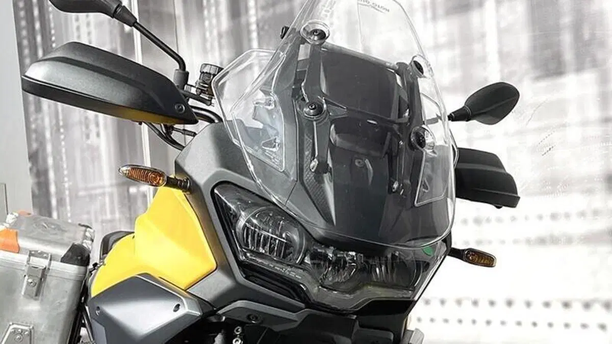 Moto Guzzi Stelvio (2024 - 26)  (9)