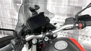 Moto Guzzi V85 TT (2024 - 26)  (6)