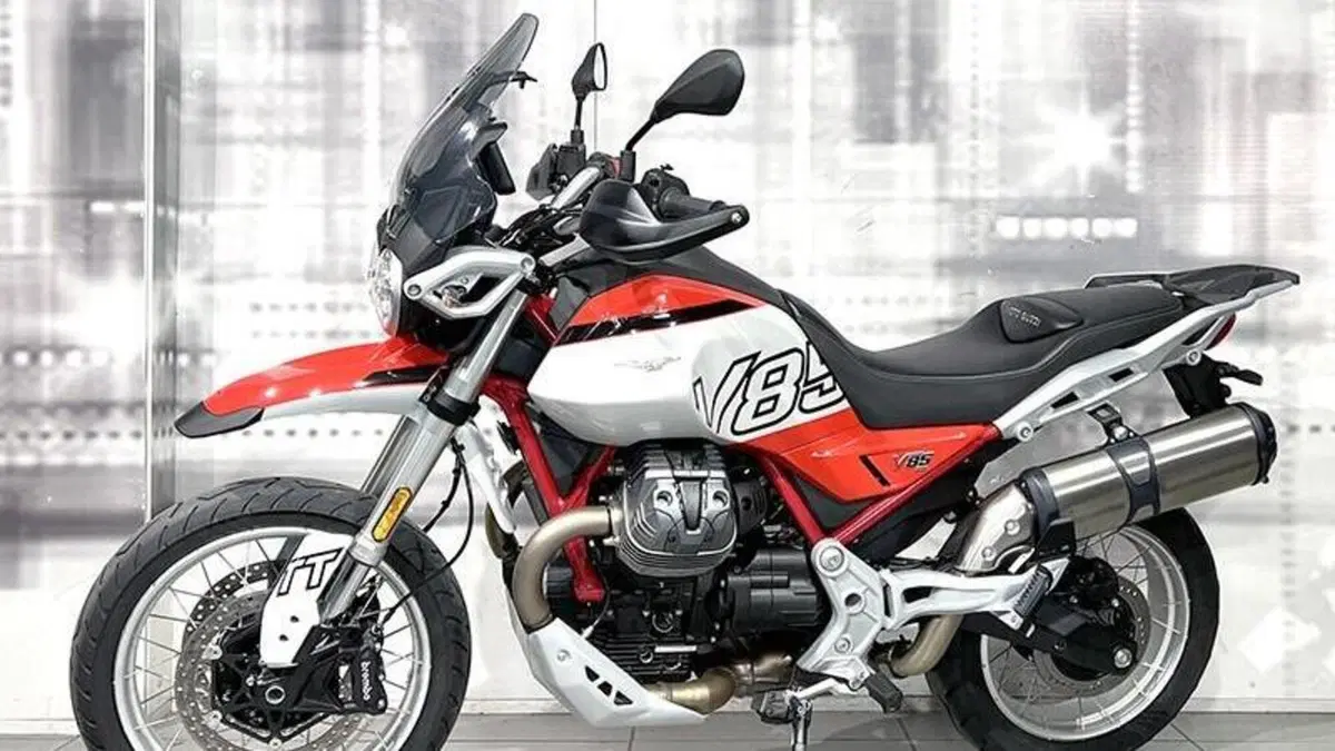 Moto Guzzi V85 TT (2024 - 26)  (7)