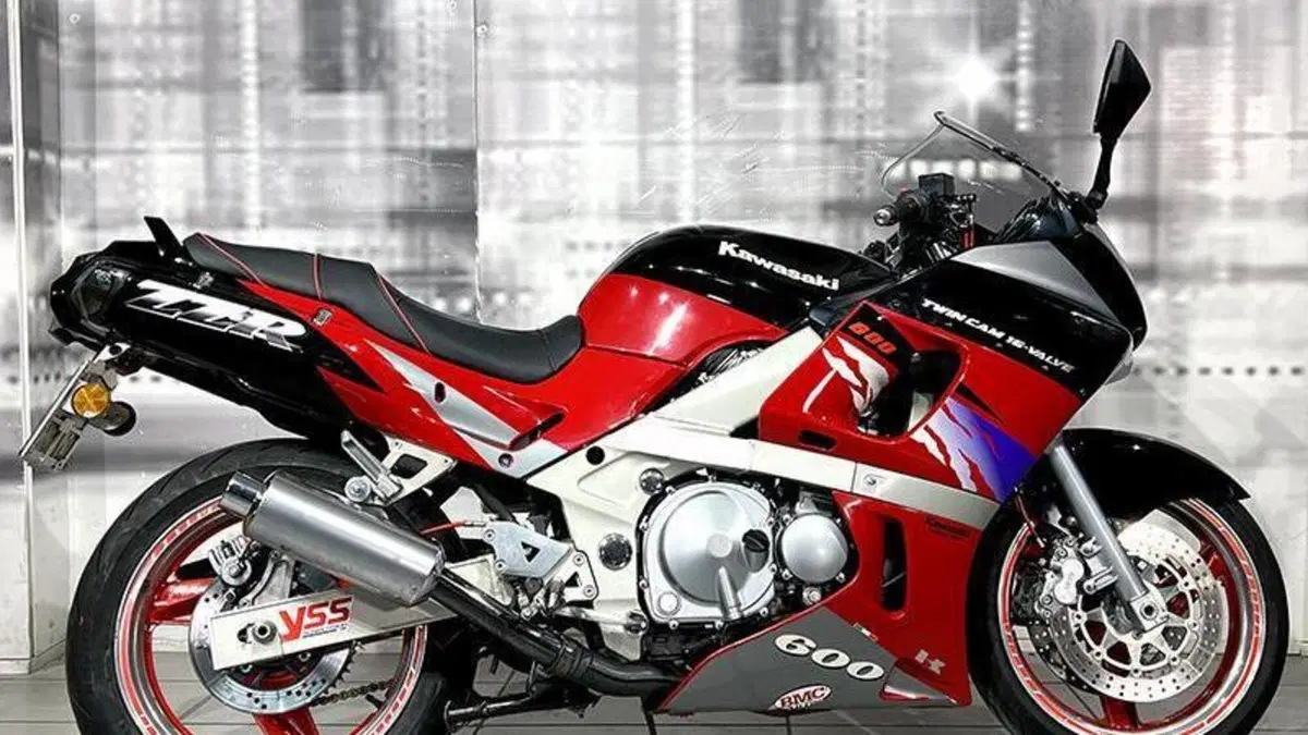 Kawasaki ZZR 600 (1990 - 00)  (8)