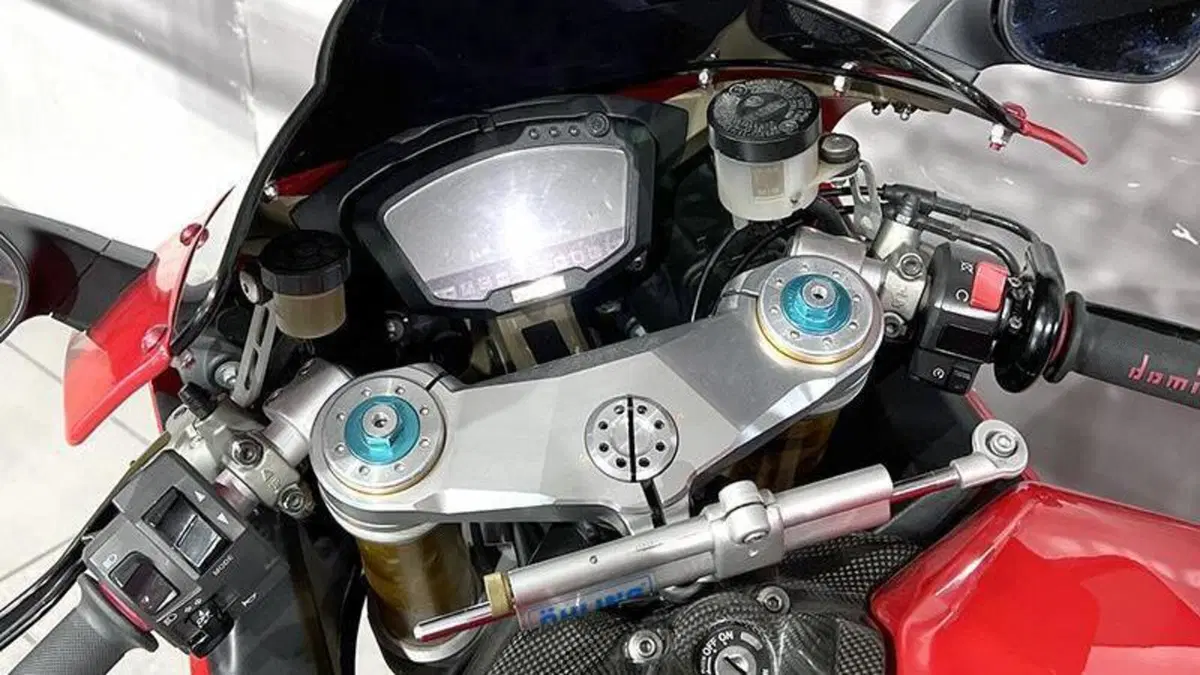 Ducati 1198 (2009 - 12)  (6)