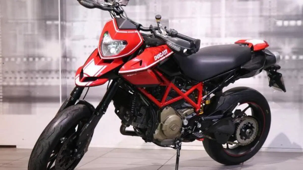 Ducati Hypermotard 1100 EVO SP (2010 - 12)  (7)