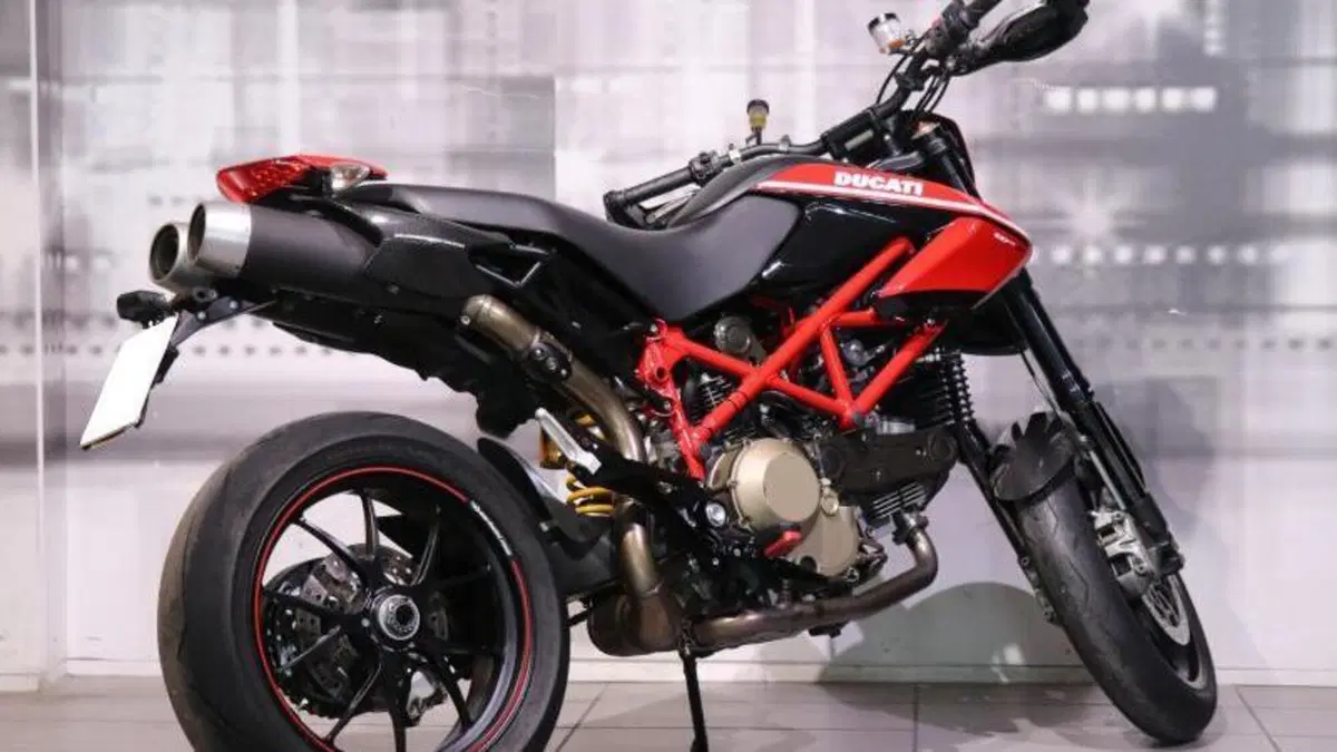 Ducati Hypermotard 1100 EVO SP (2010 - 12)  (8)