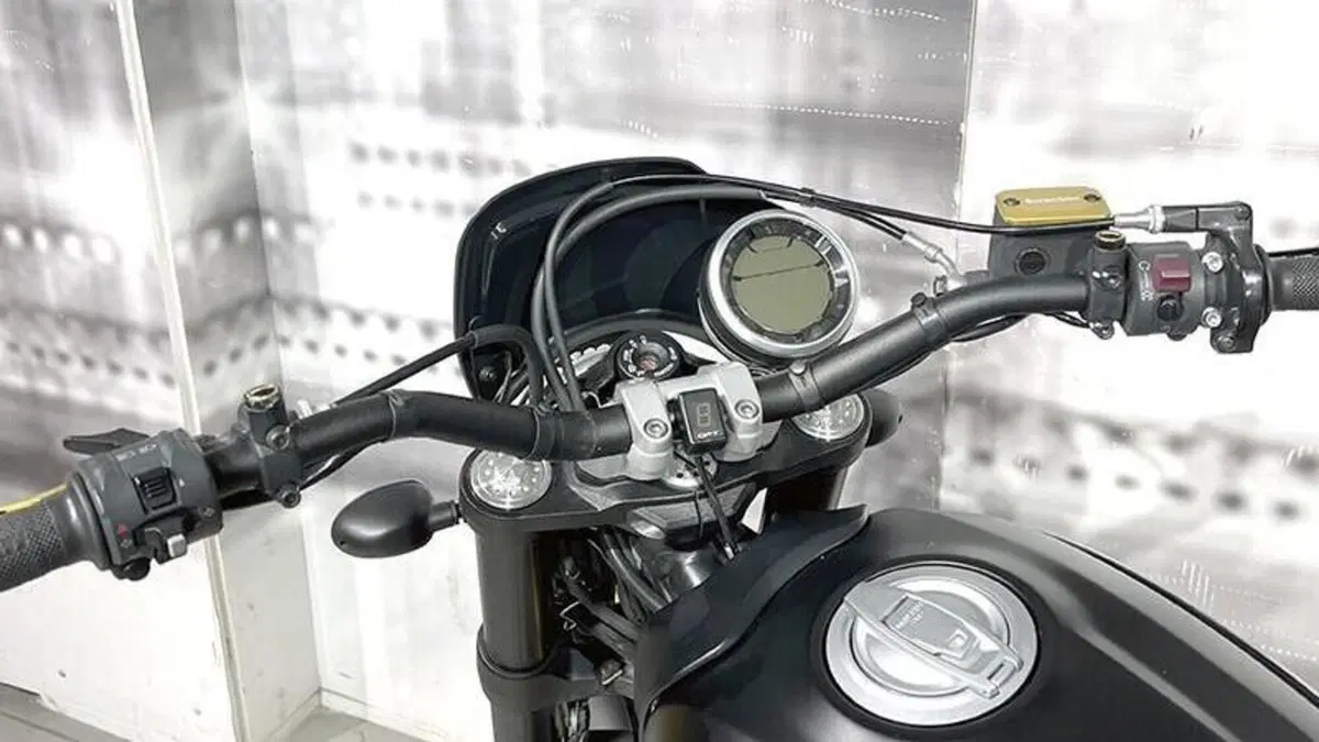 Ducati Scrambler 800 Full Throttle (2015 - 16)  (6)