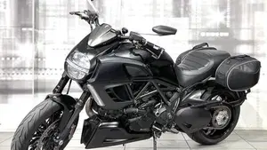 Ducati Diavel 1200 (2010 - 13)  (7)