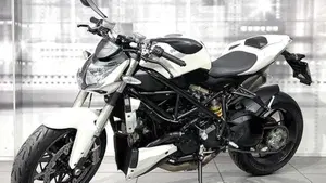 Ducati Streetfighter (2009 - 12)  (7)