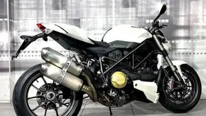 Ducati Streetfighter (2009 - 12)  (8)