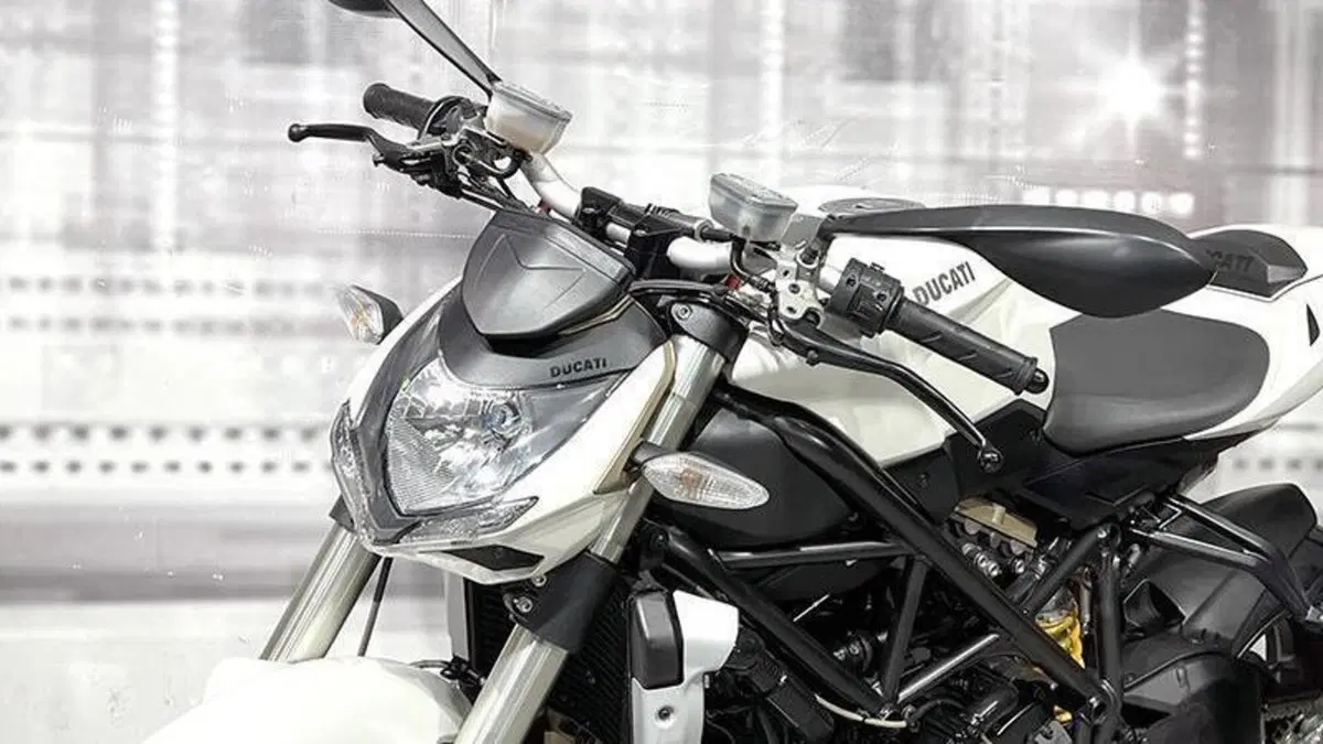 Ducati Streetfighter (2009 - 12)  (9)