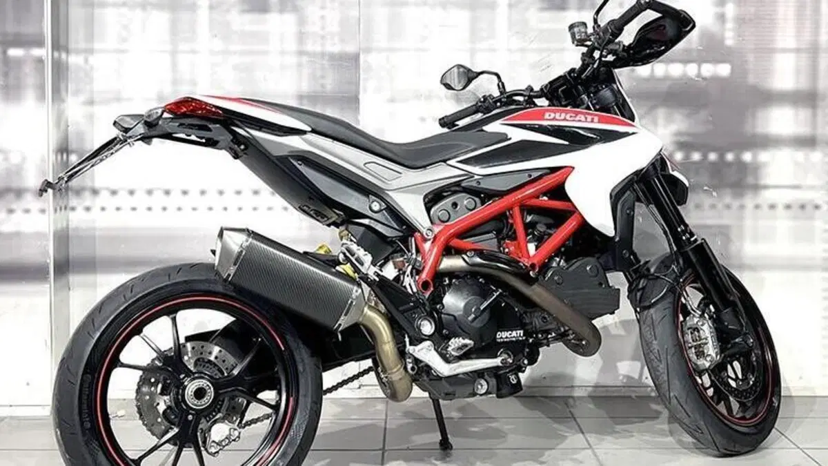 Ducati Hypermotard 821 SP (2013 - 15)  (8)
