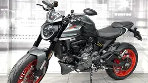 Ducati Monster 937 + (2021 - 25)  (7)