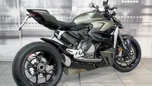 Ducati Streetfighter V2 (2022 - 24)  (8)