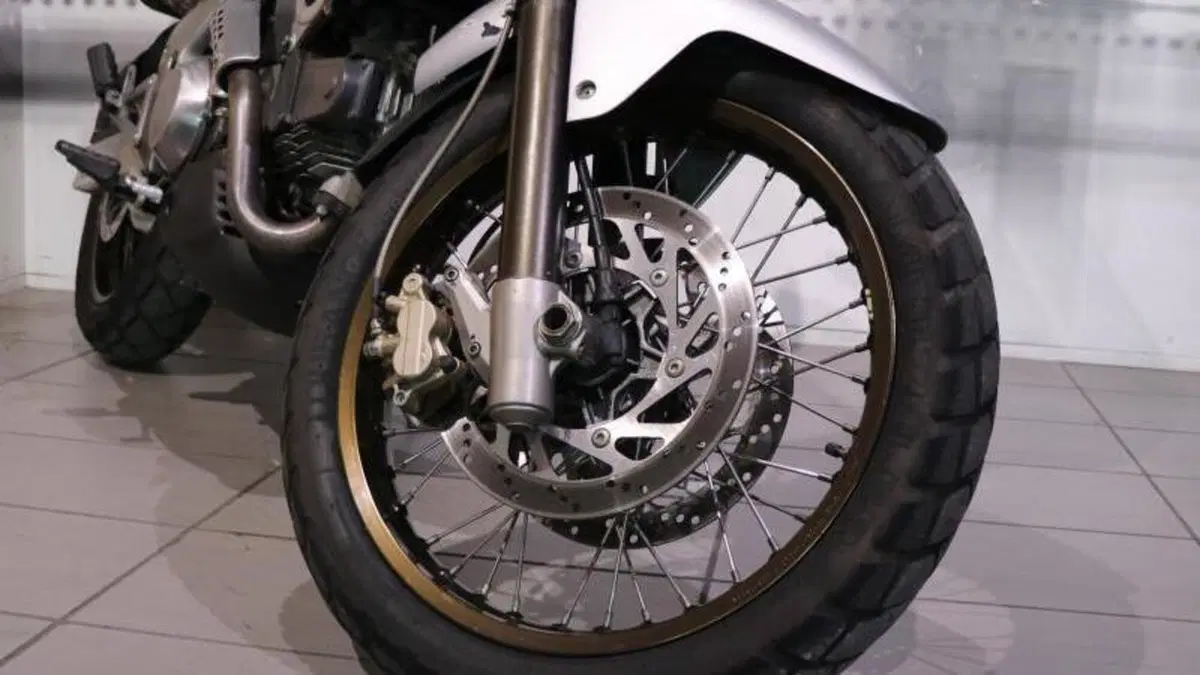 Cagiva Gran Canyon 900  (9)