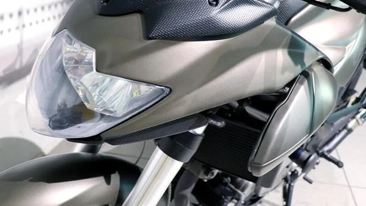 Cagiva V-Raptor 1000 (2000 - 05)  (8)