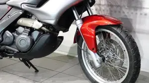 Aprilia Pegaso 650 IE (2001 - 02)  (9)