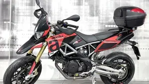 Aprilia Dorsoduro 750 (2009 - 14)  (7)