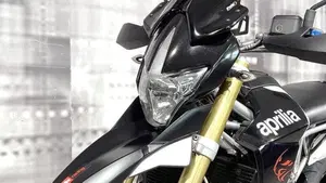 Aprilia Dorsoduro 750 (2009 - 14)  (9)