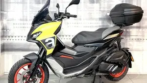Aprilia SR GT 200 (2022 - 24)  (7)
